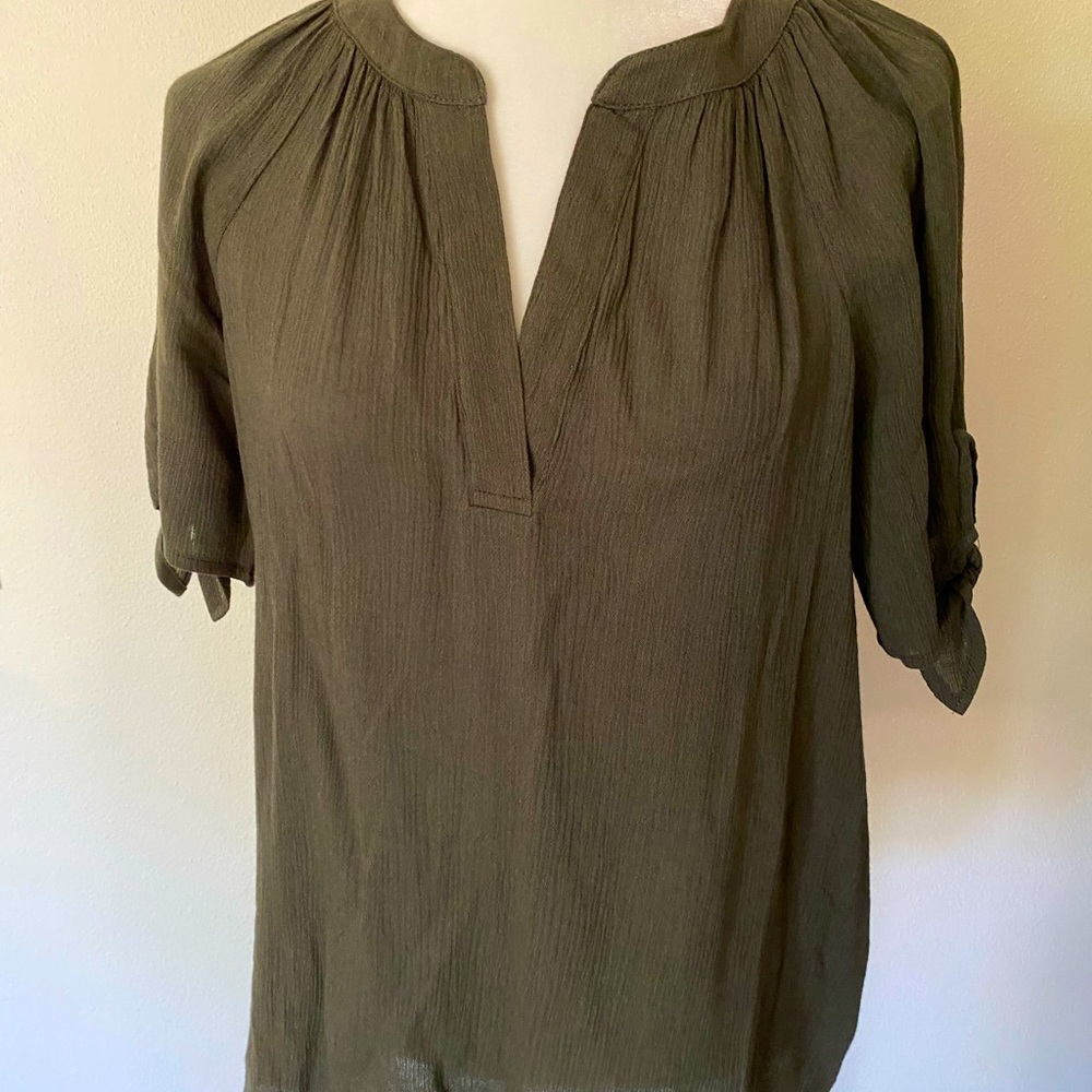 Michael Kors women’s size Medium top